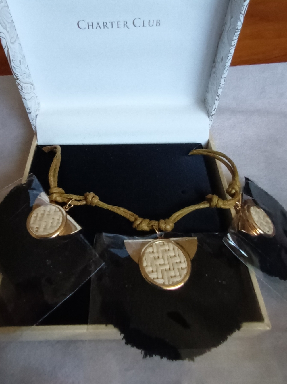 CHARTER CLUB NECKLACE & EARRINGS BOXED SET